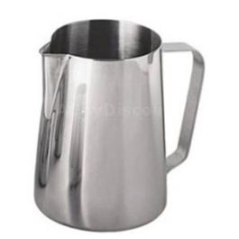 20 oz. Black Frothing Pitcher with Measuring Lines – Ground Up